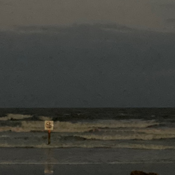 Meet your Posher - Picture 1 of 1